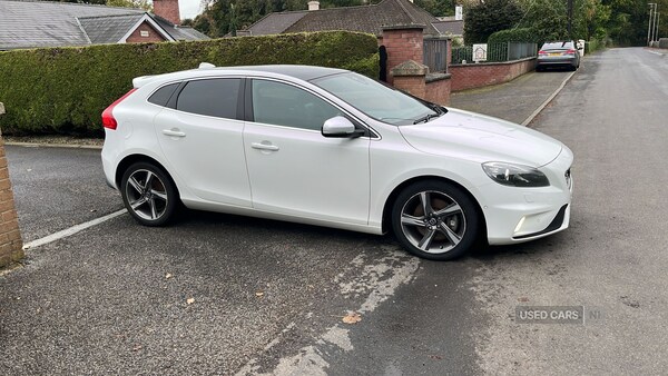 Used Volvo V40 2015 for sale - 76284825: Photo 5