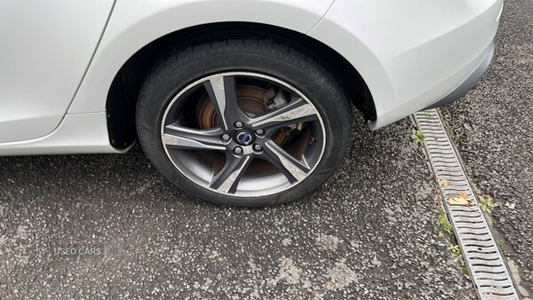 Used Volvo V40 2015 for sale - 76284825: Photo 8