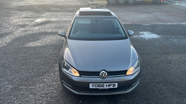 Used Volkswagen Golf 2017 for sale - 77401034: Photo 4