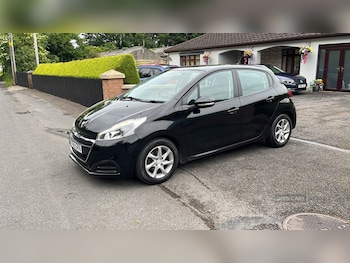 Used Peugeot 208 2016 for sale - 79085868: Photo