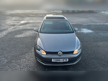 Used Volkswagen Golf 2017 for sale - 78613320: Photo