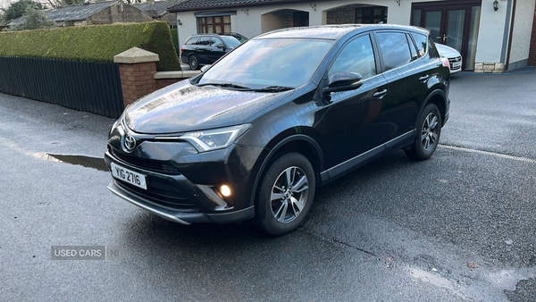 Used Toyota RAV4 2016 for sale - 77401024: Photo 4