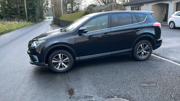 Used Toyota RAV4 2016 for sale - 77401024: Photo 5