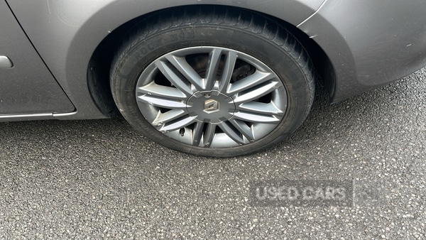 Used Renault Clio 2012 for sale - 78008150: Photo 12