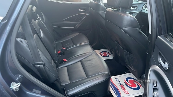 Used Hyundai Santa Fe 2015 for sale - 76500276: Photo 16