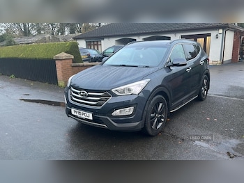 Used Hyundai Santa Fe 2015 for sale - 76500276: Photo