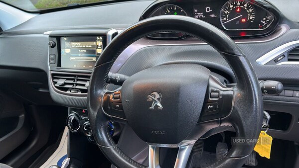 Used Peugeot 2008 2015 for sale - 77401028: Photo 12