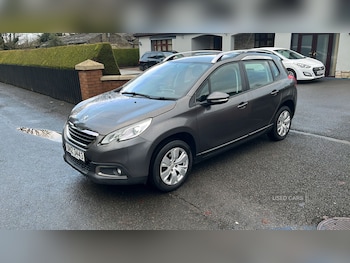 Used Peugeot 2008 2015 for sale - 77401028: Photo