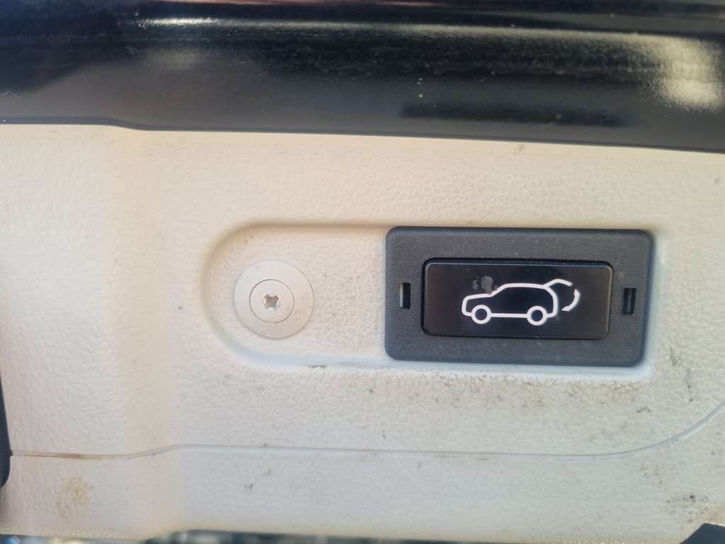 Used Ssangyong Rexton 2020 for sale - 76487028: Photo 8