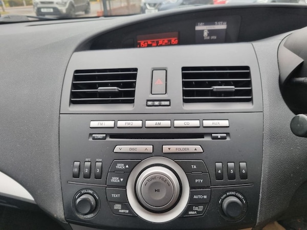 Used Mazda Mazda3 2009 for sale - 75659839: Photo 3