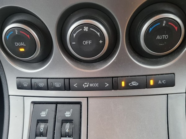 Used Mazda Mazda3 2009 for sale - 75659839: Photo 4