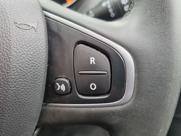 Used Renault Captur 2019 for sale - 72866039: Photo 15