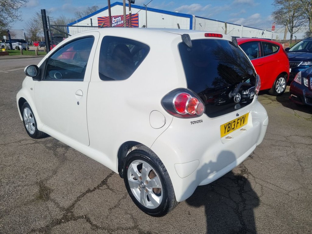Used Toyota AYGO 2013 for sale - 77770472: Photo 4