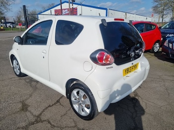 Used Toyota AYGO 2013 for sale - 77770472: Photo