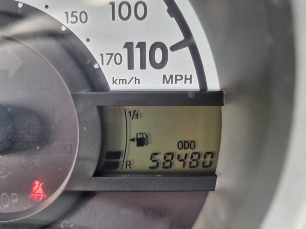 Used Toyota AYGO 2013 for sale - 77770472: Photo 8