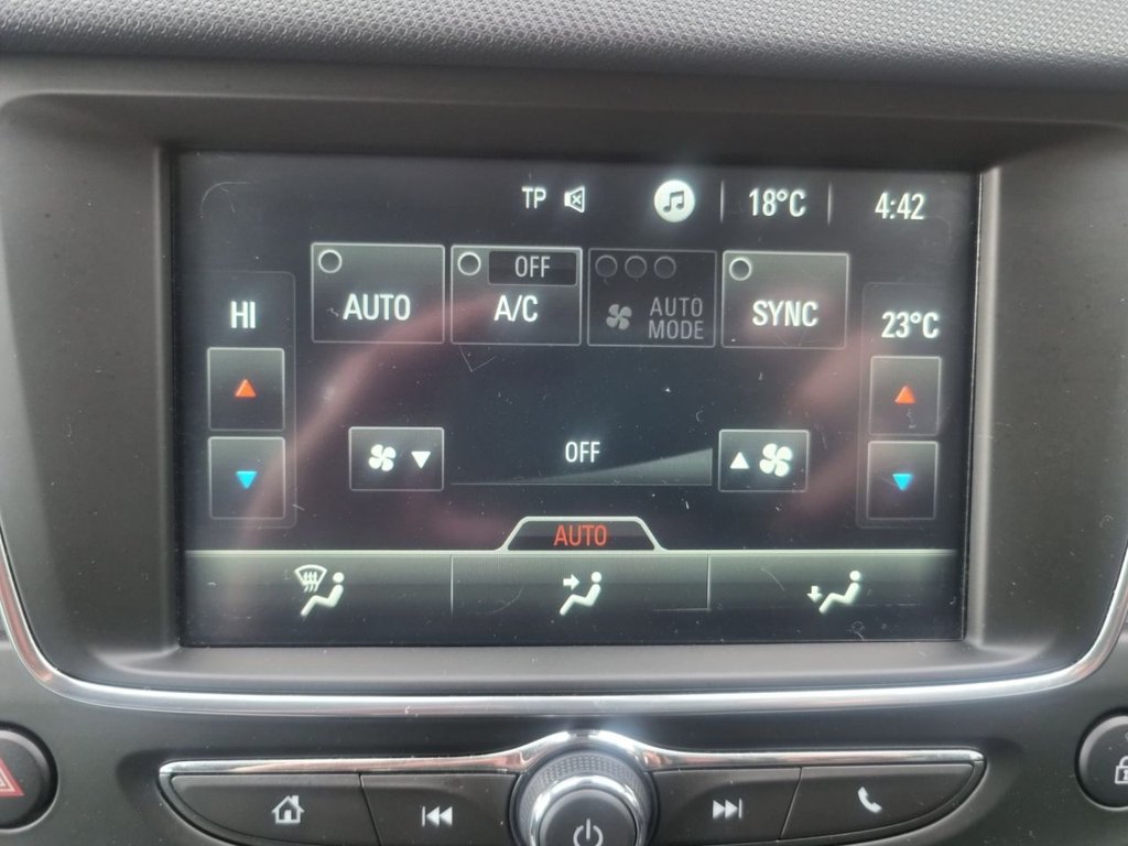 Used Vauxhall Crossland 2021 for sale - 73080771: Photo 21