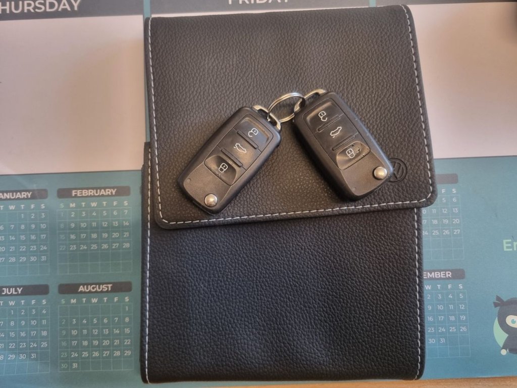 Used Volkswagen up! 2018 for sale - 77232044: Photo 9