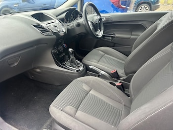 Used Ford Fiesta 2013 for sale - 78479339: Photo