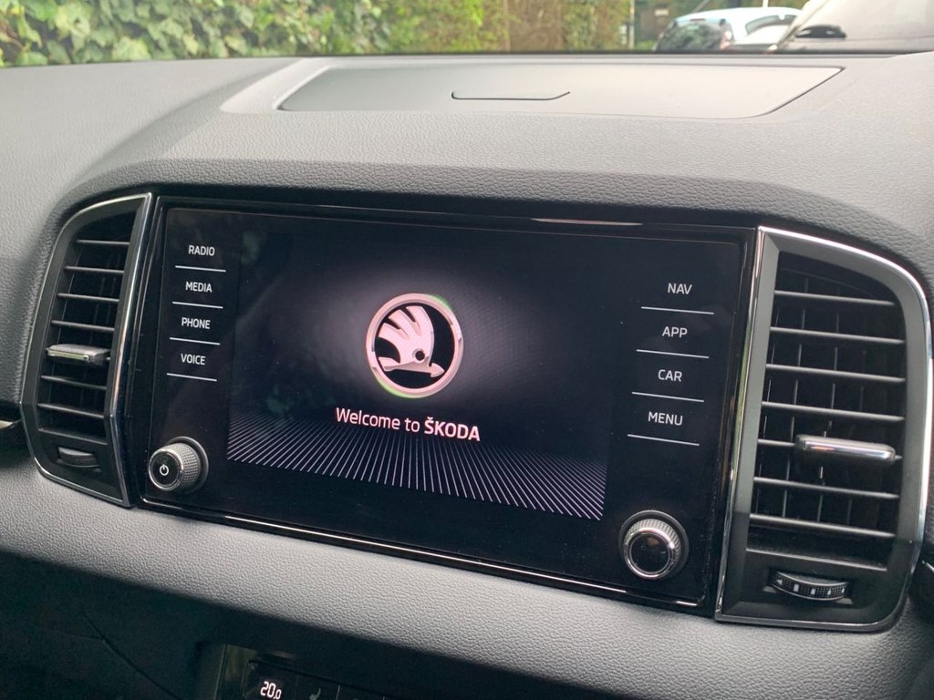 Used Skoda Karoq 2021 for sale - 76235365: Photo 17