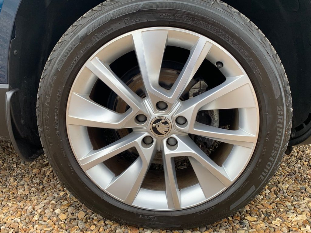 Used Skoda Karoq 2021 for sale - 76235365: Photo 47