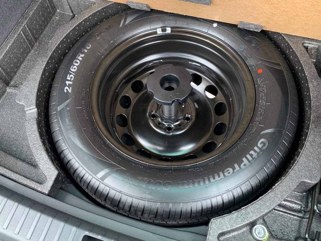 Used Skoda Karoq 2021 for sale - 76235365: Photo 50