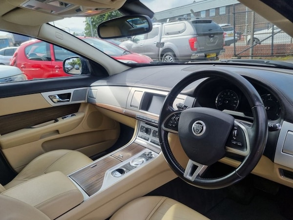 Used Jaguar XF 2012 for sale - 76229037: Photo 10