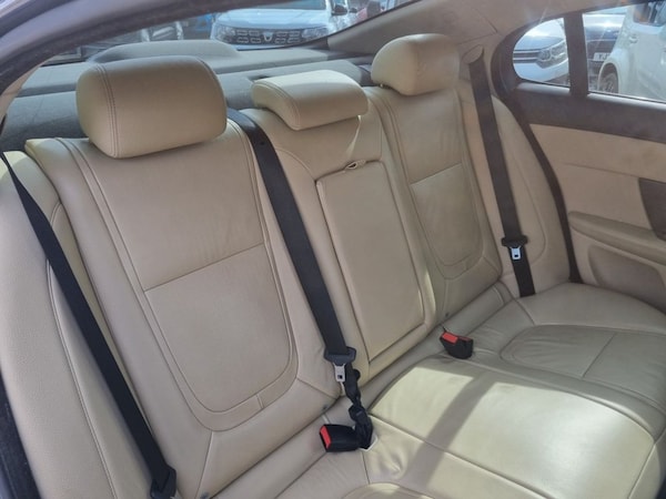 Used Jaguar XF 2012 for sale - 76229037: Photo 11