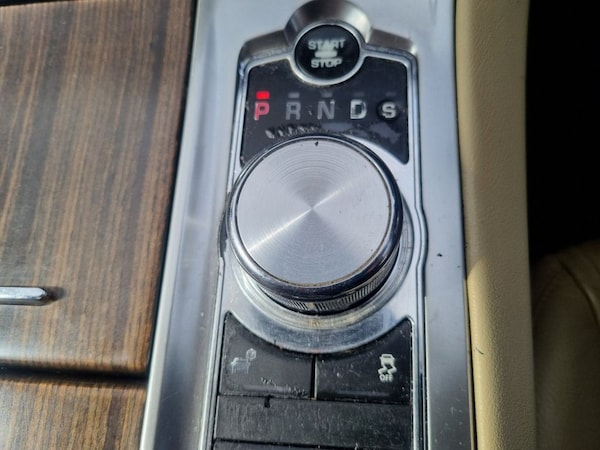 Used Jaguar XF 2012 for sale - 76229037: Photo 28