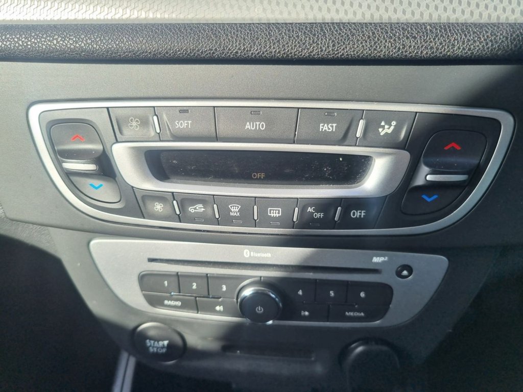 Used Renault Megane 2014 for sale - 76361637: Photo 25