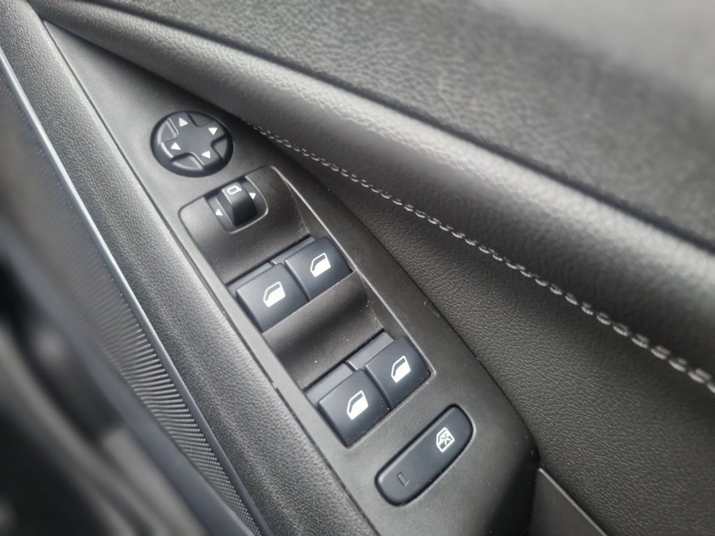 Used Vauxhall Crossland 2021 for sale - 77825980: Photo 16