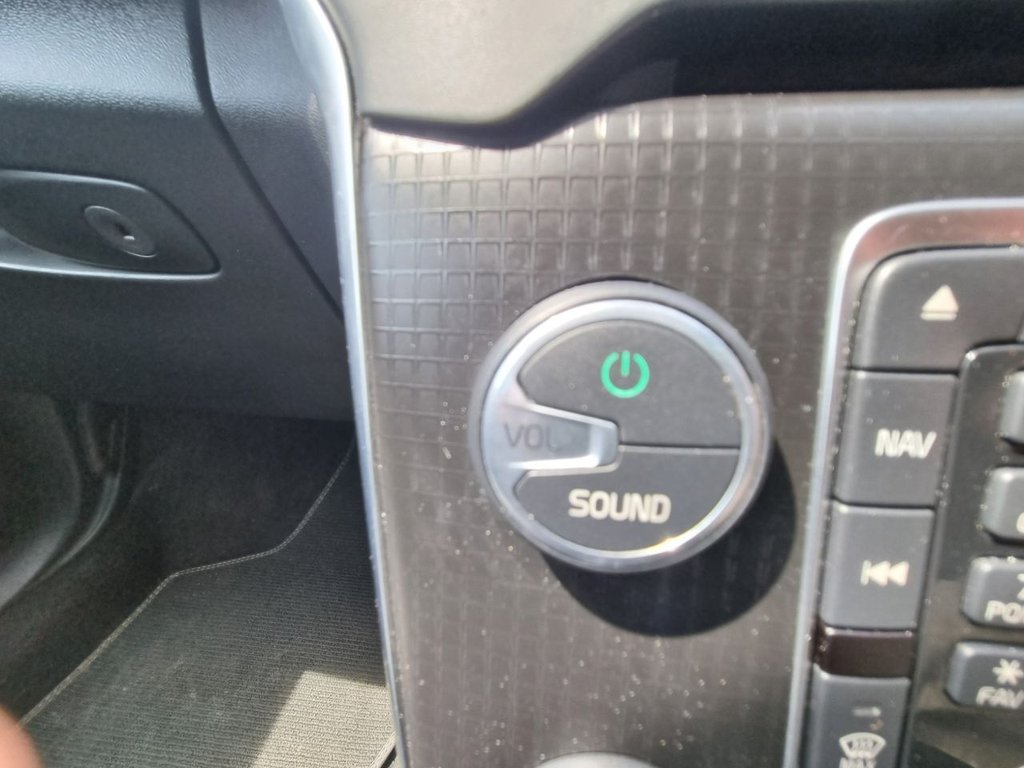 Used Volvo V40 2019 for sale - 77200010: Photo 36