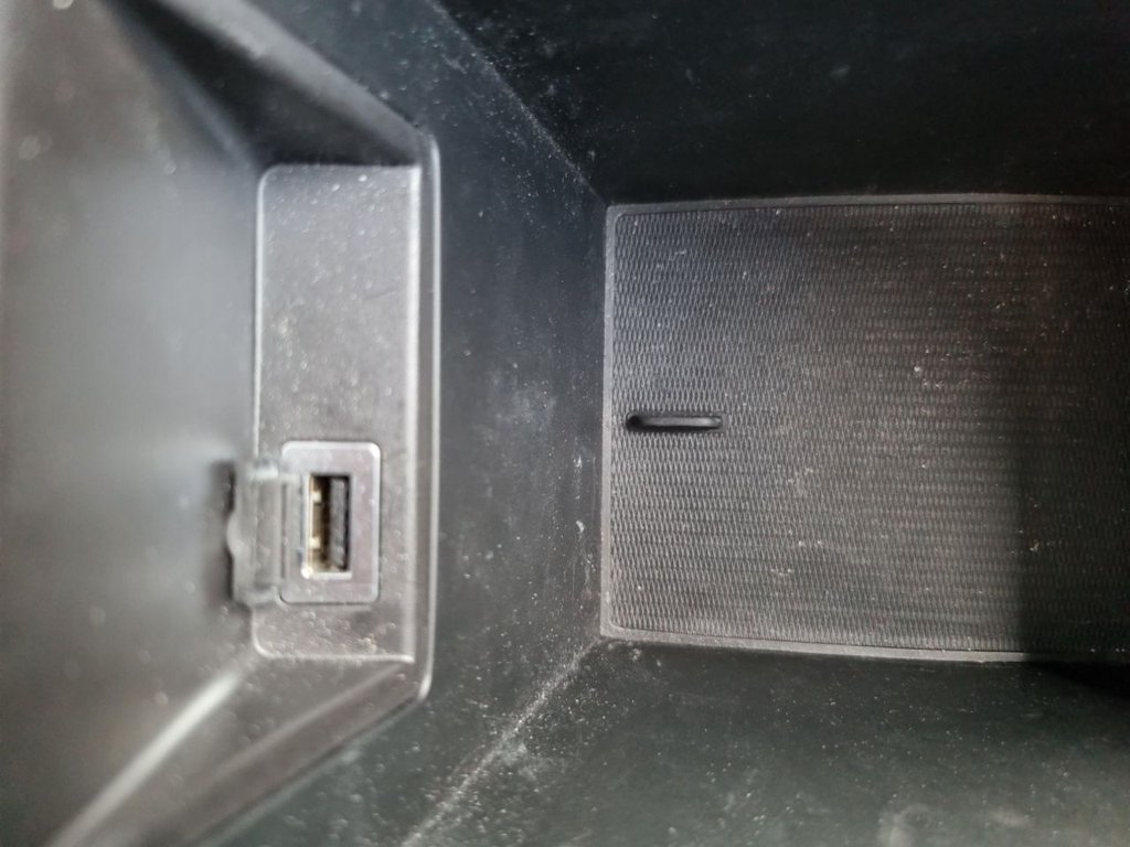 Used Volvo V40 2019 for sale - 77200010: Photo 39