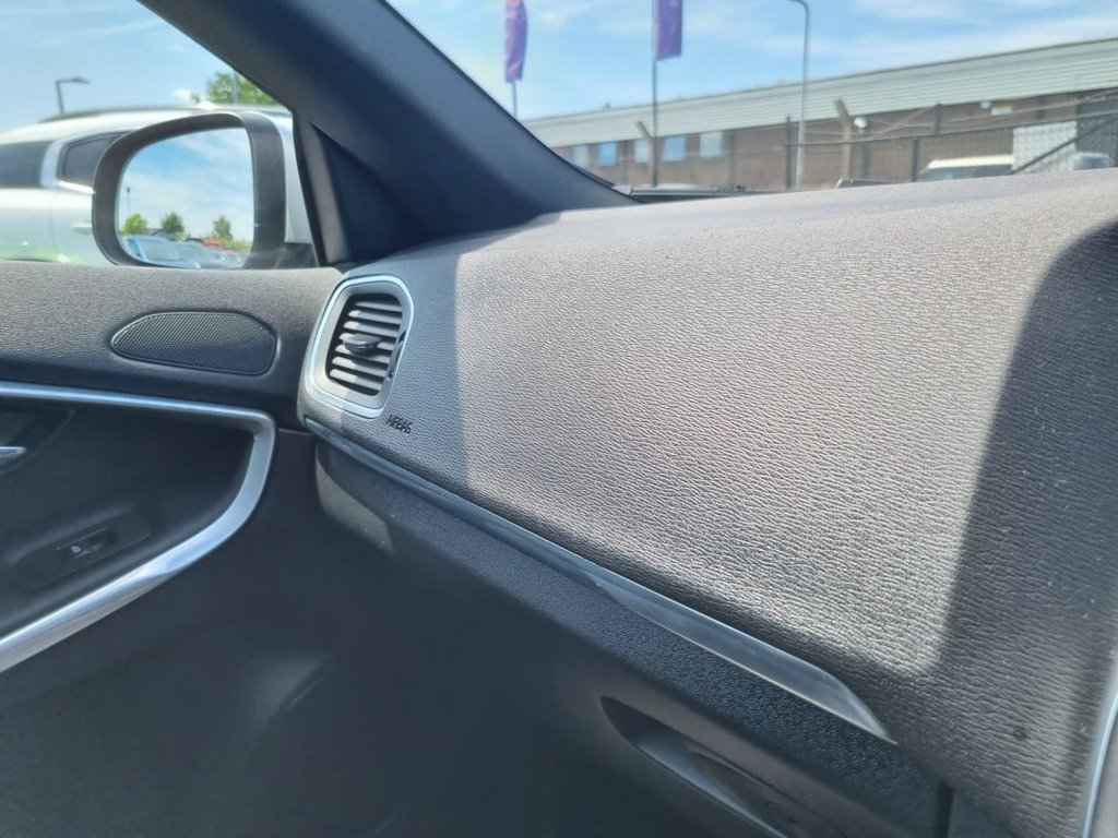 Used Volvo V40 2019 for sale - 77200010: Photo 43