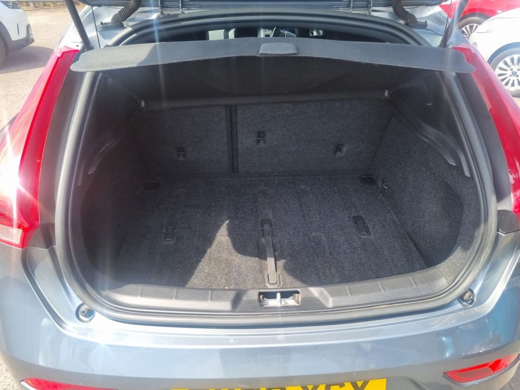 Used Volvo V40 2019 for sale - 77200010: Photo 7