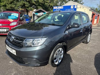 Used Dacia Sandero 2017 for sale - 79655086: Photo