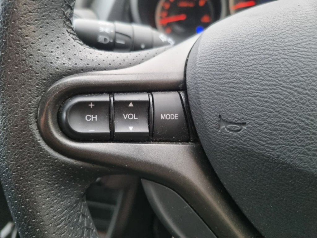 Used Honda Jazz 2014 for sale - 77200545: Photo 12