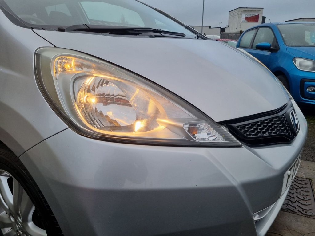 Used Honda Jazz 2014 for sale - 77200545: Photo 27