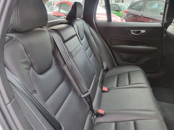 Used Volvo V60 2018 for sale - 75253334: Photo 13