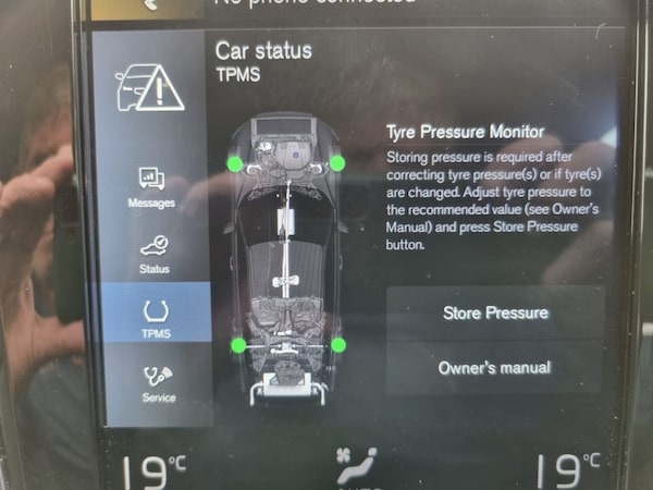 Used Volvo V60 2018 for sale - 75253334: Photo 21