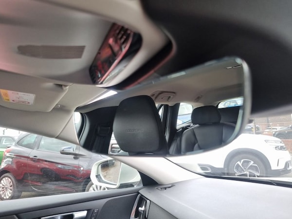 Used Volvo V60 2018 for sale - 75253334: Photo 32