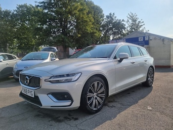 Used Volvo V60 2018 for sale - 75253334: Photo