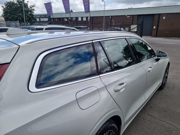 Used Volvo V60 2018 for sale - 75253334: Photo 44