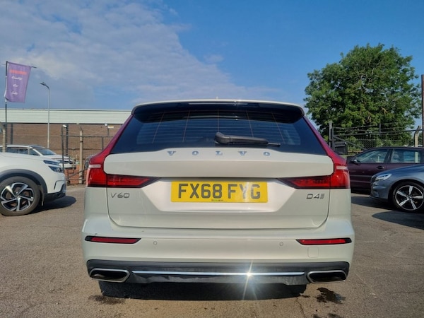 Used Volvo V60 2018 for sale - 75253334: Photo 5