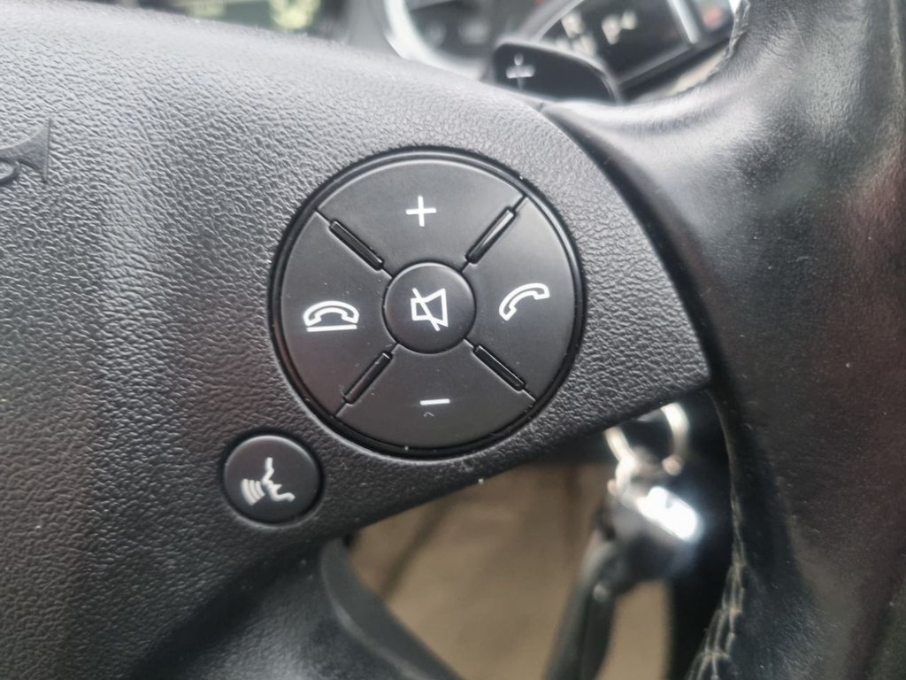 Used Mercedes-Benz E Class 2009 for sale - 77770469: Photo 14