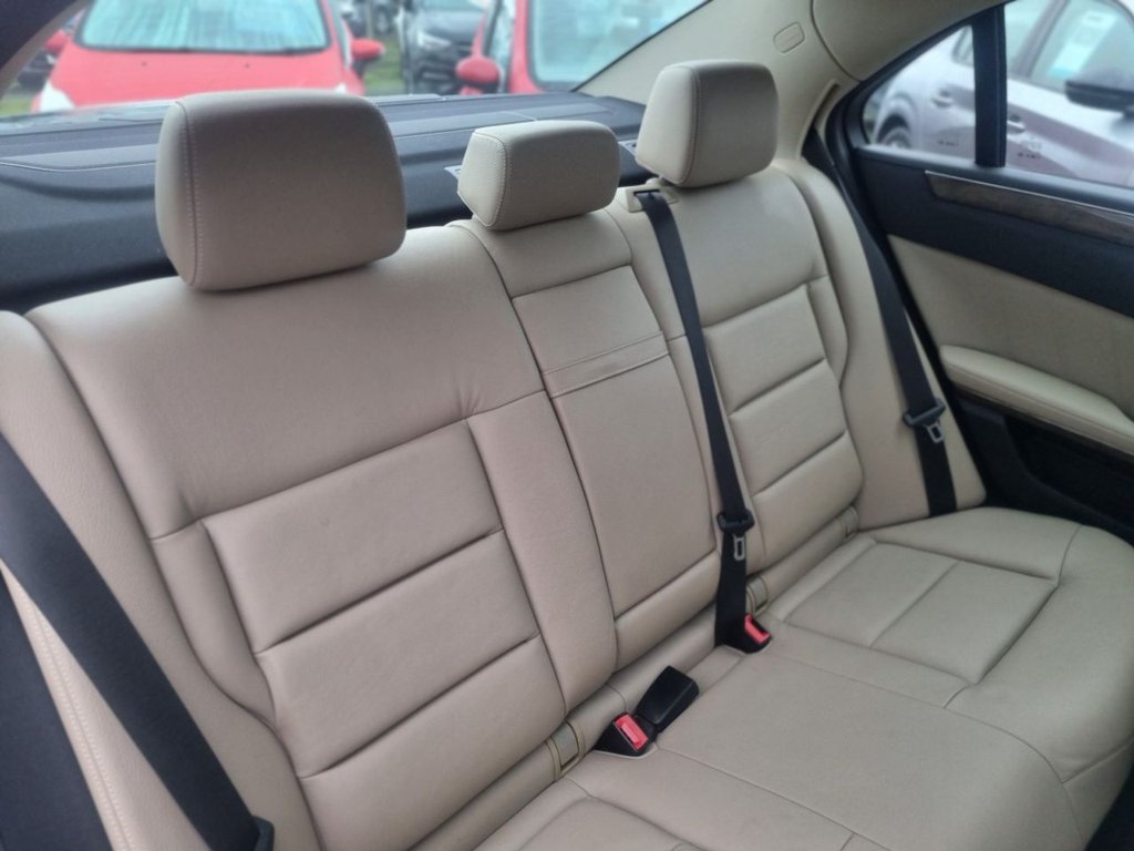 Used Mercedes-Benz E Class 2009 for sale - 77770469: Photo 15