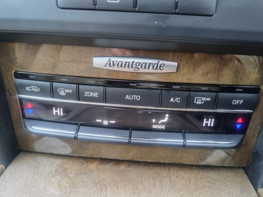 Used Mercedes-Benz E Class 2009 for sale - 77770469: Photo 29