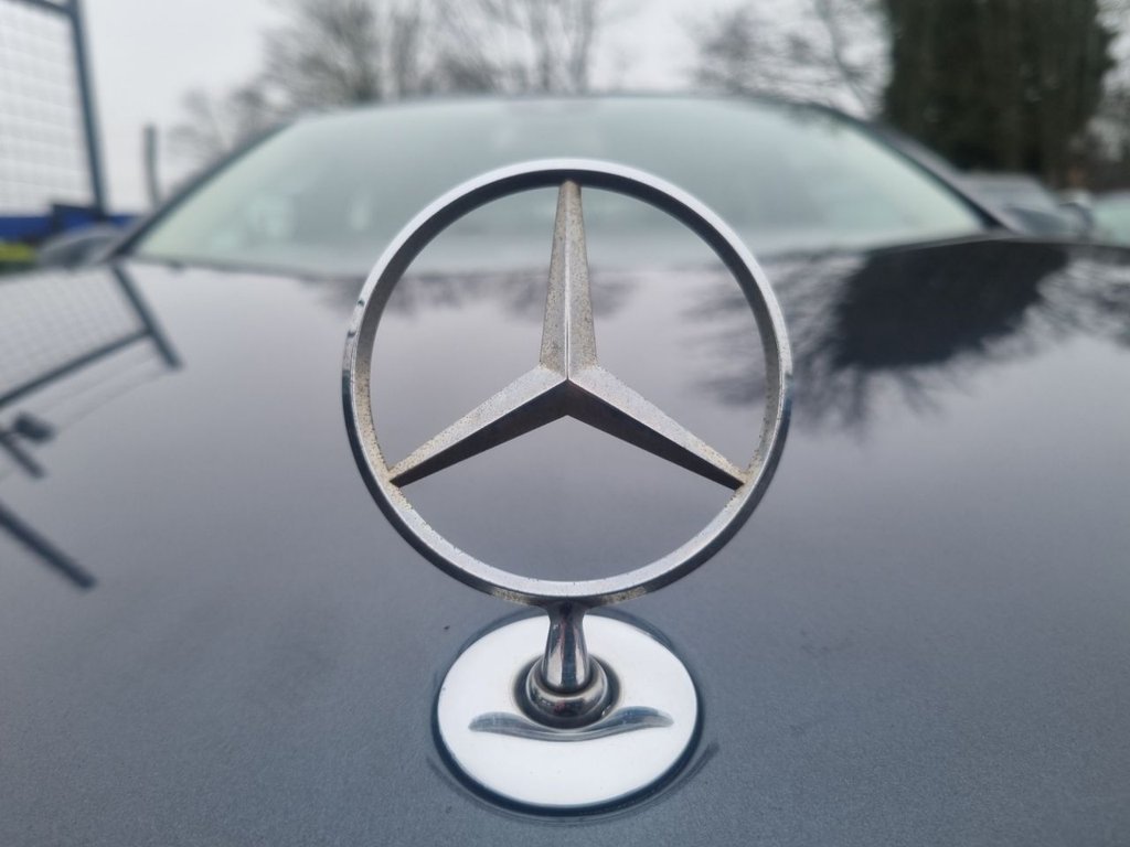 Used Mercedes-Benz E Class 2009 for sale - 77770469: Photo 36