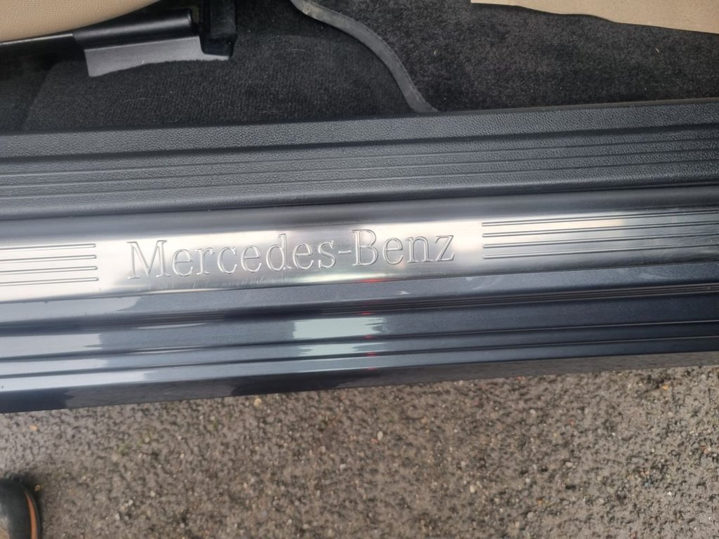 Used Mercedes-Benz E Class 2009 for sale - 77770469: Photo 38