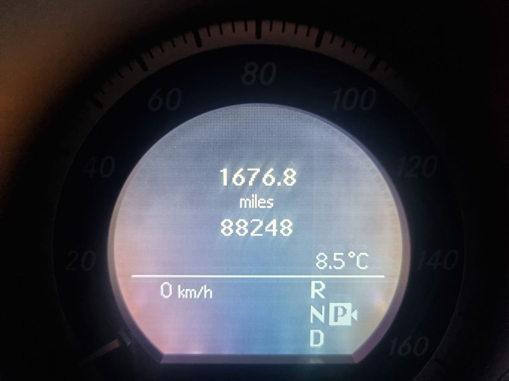 Used Mercedes-Benz E Class 2009 for sale - 77770469: Photo 9