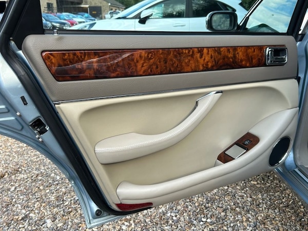Used Jaguar XJ 1997 for sale - 72350415: Photo 33